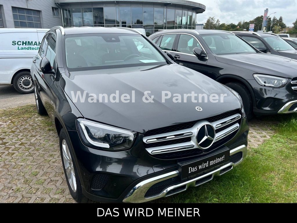 Mercedes-Benz GLC 300 2021
