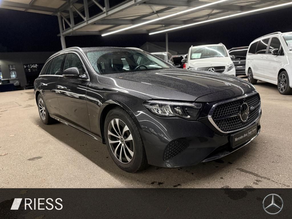 Mercedes-Benz E 220 2023