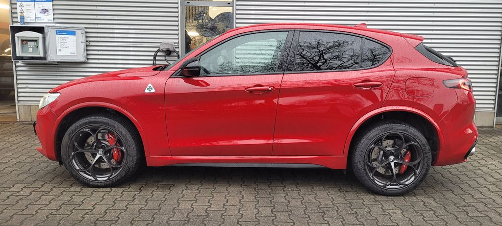 Alfa Romeo Stelvio 2024