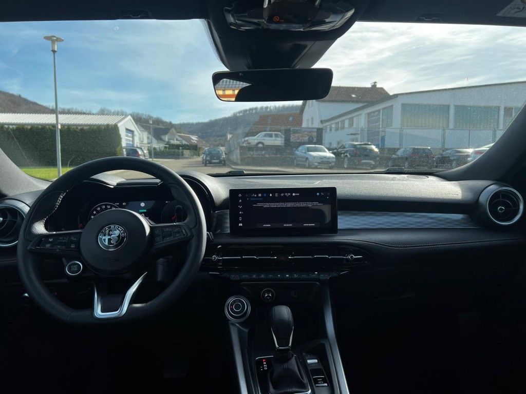 Alfa Romeo Tonale 2024