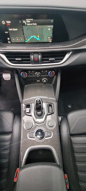 Alfa Romeo Stelvio 2024