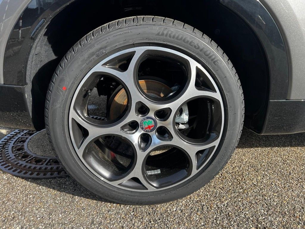 Alfa Romeo Tonale 2024