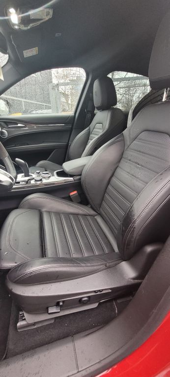 Alfa Romeo Stelvio 2024