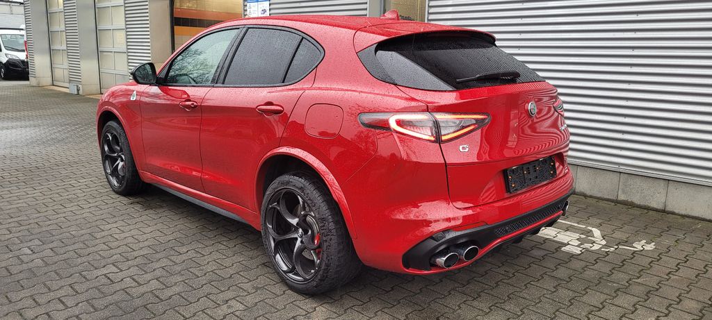 Alfa Romeo Stelvio 2024