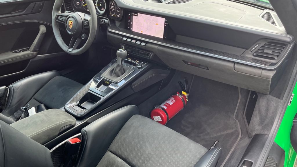 Porsche 992 2022