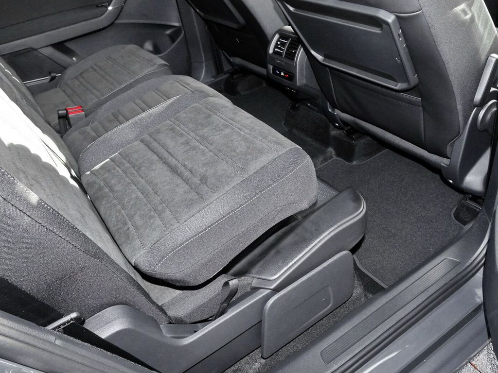 Volkswagen Touran 2025