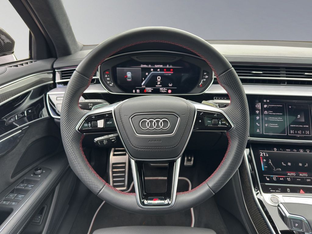 Audi A8 2024