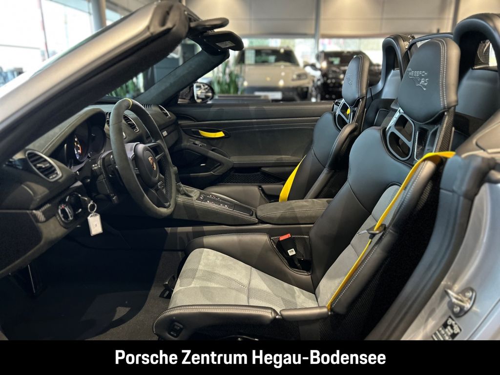 Porsche Boxster 2025