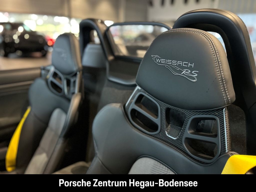 Porsche Boxster 2025