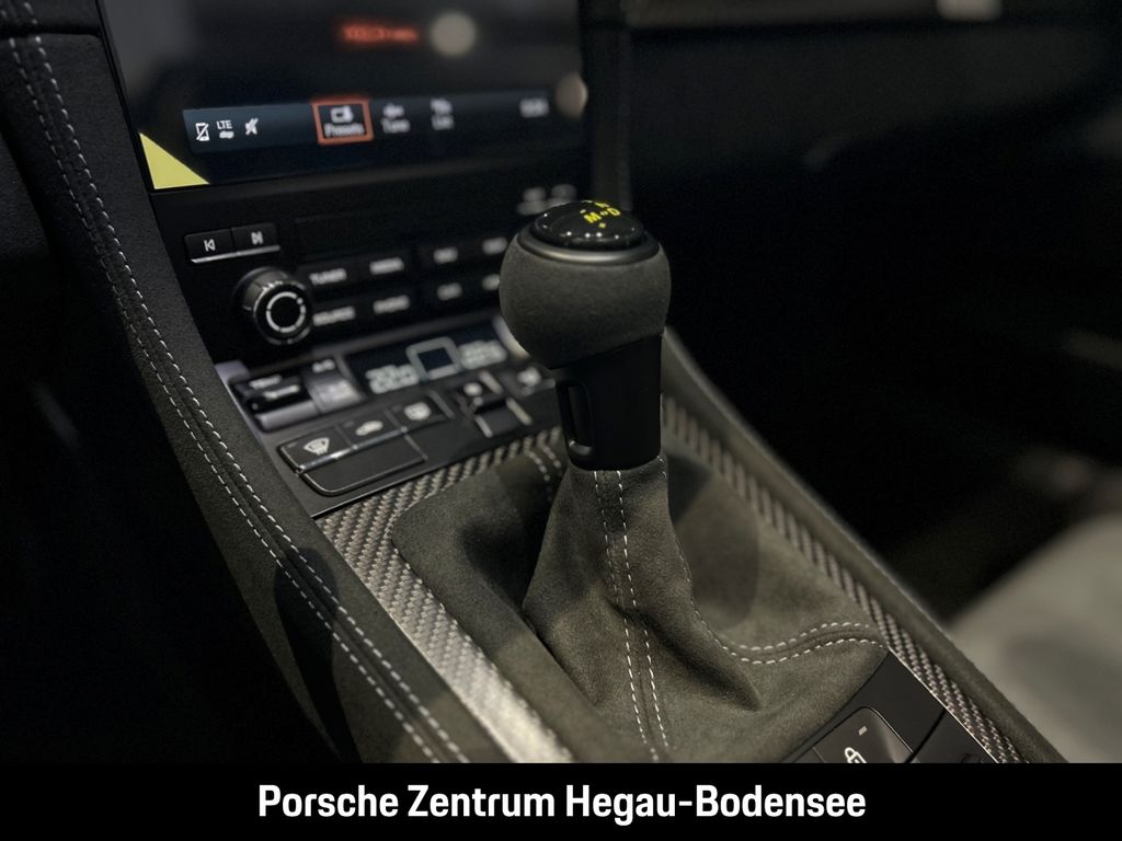 Porsche Boxster 2025