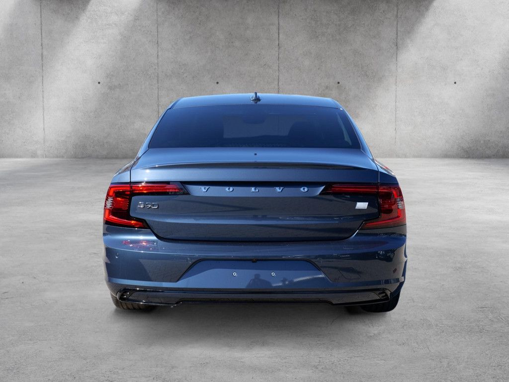 Volvo S90 2025