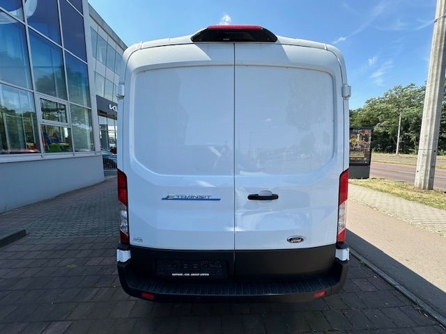 Ford Transit 2023