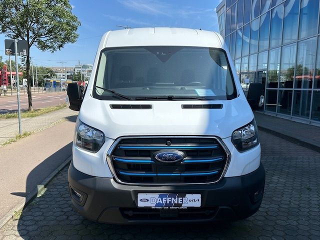 Ford Transit 2023