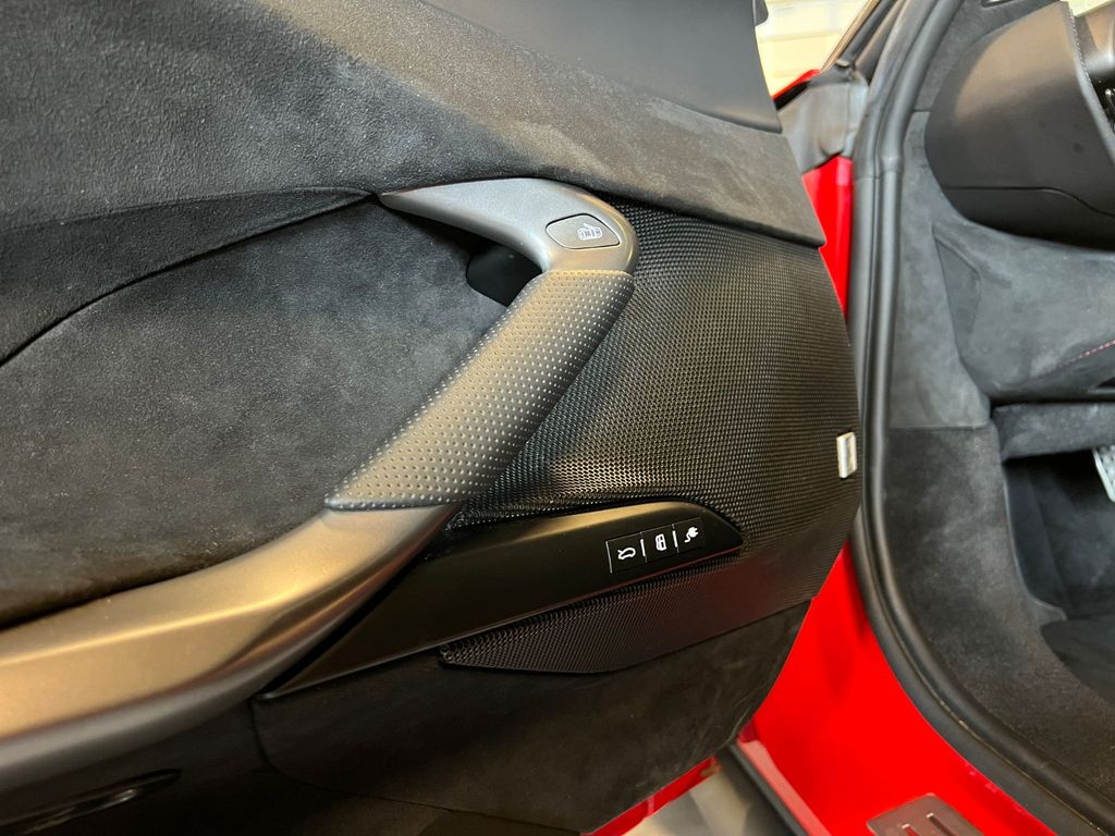 Ferrari 296 GTB 2022