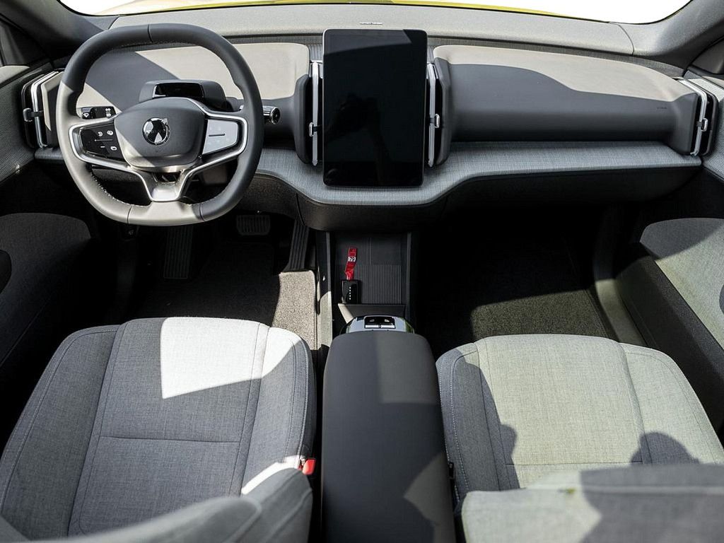 Volvo EX30 2025