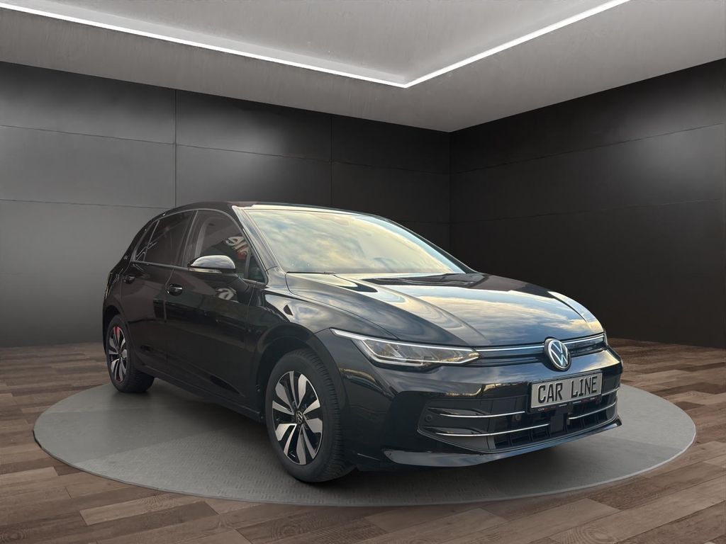 Volkswagen Golf 2024