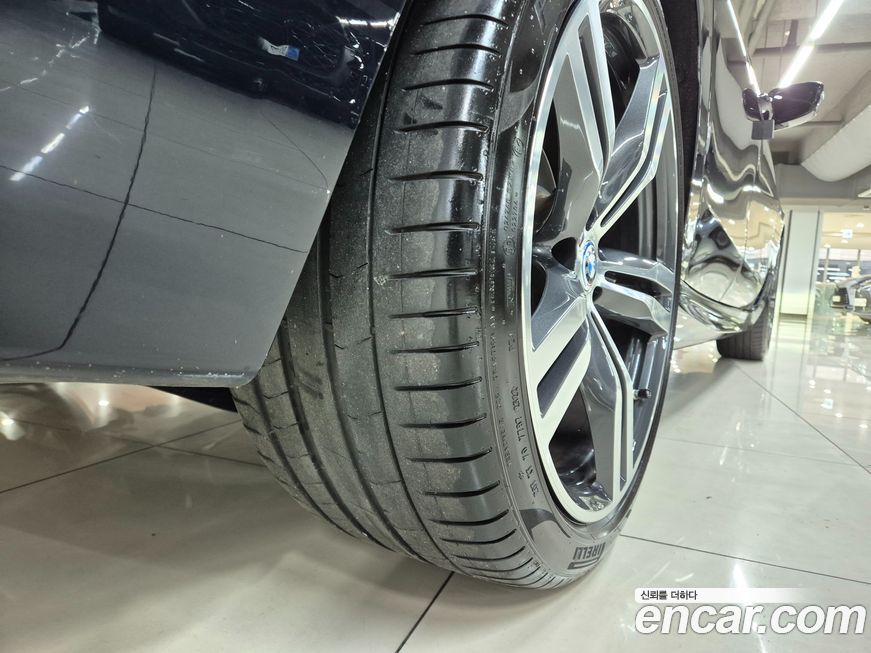 BMW Gran Turismo 2023