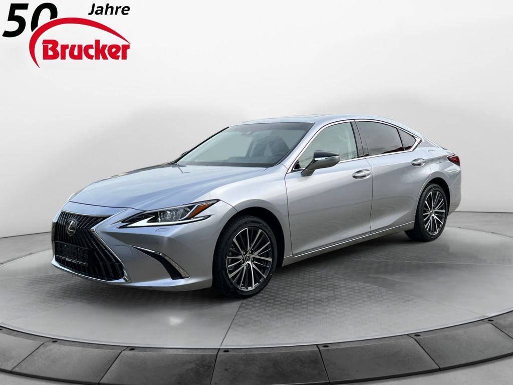 Lexus ES 300 2023
