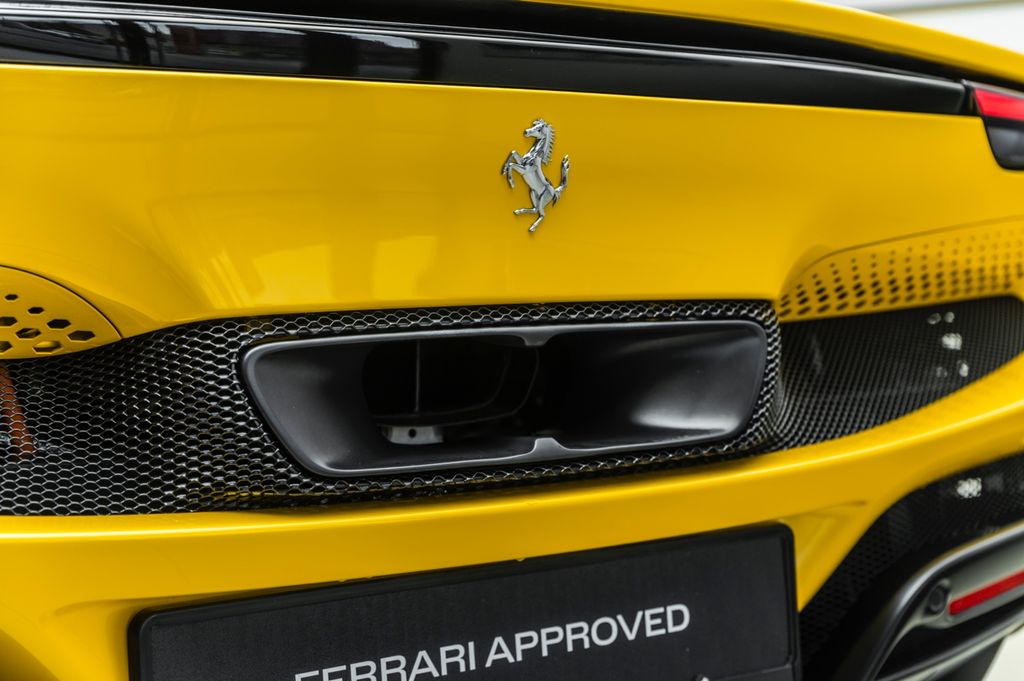 Ferrari 296 GTB 2022