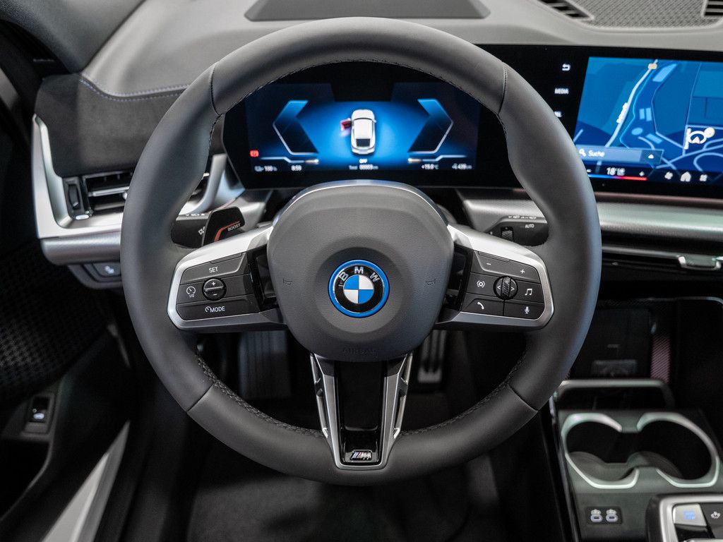 BMW iX2