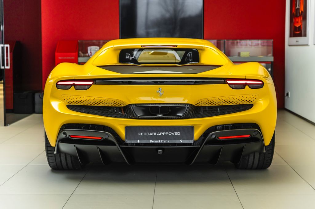 Ferrari 296 GTB 2022