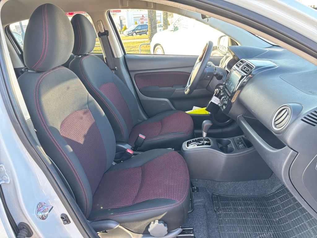 Mitsubishi Space Star 2024