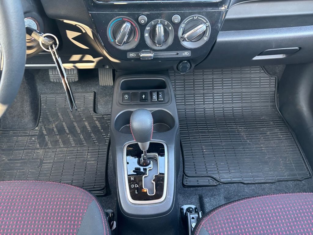 Mitsubishi Space Star 2024