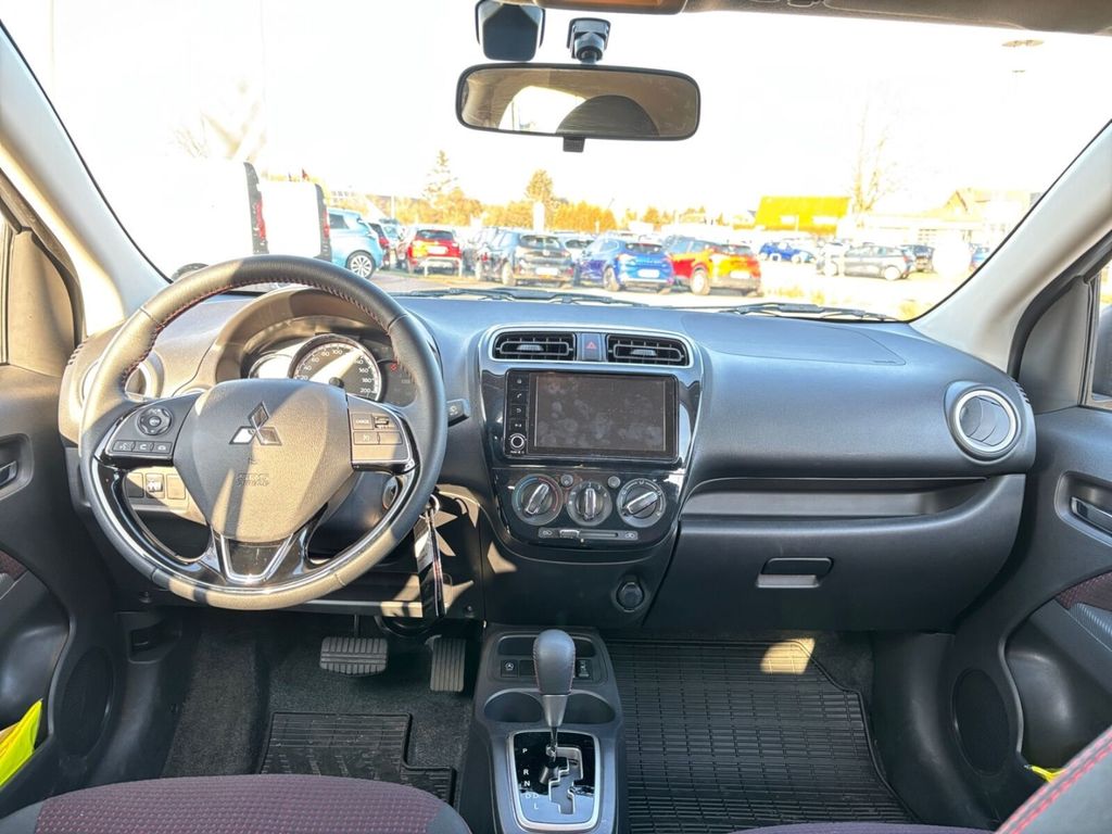 Mitsubishi Space Star 2024