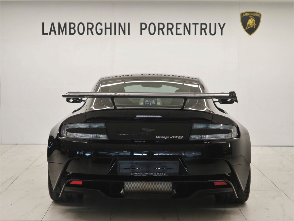 Aston Martin V8 Vantage 2018