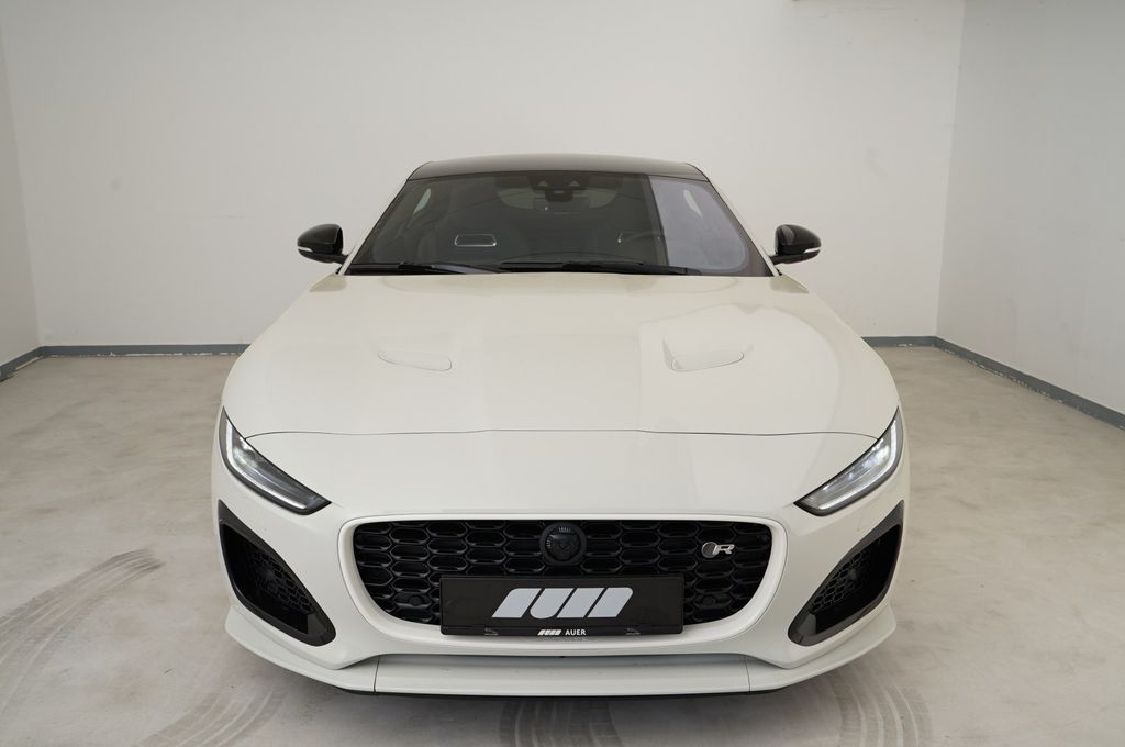 Jaguar F-Type 2024