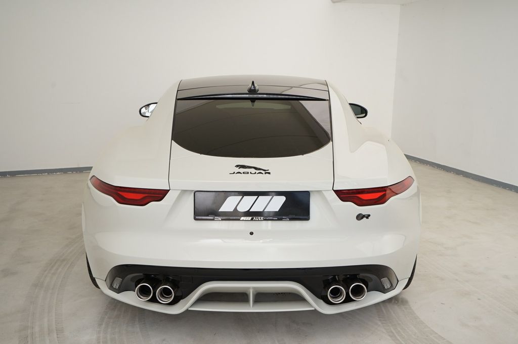 Jaguar F-Type 2024
