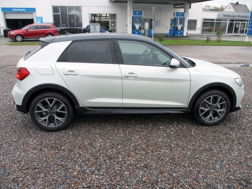 Audi A1 2023