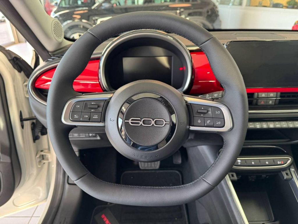 Fiat 600 2025