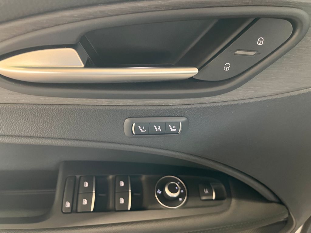 Alfa Romeo Stelvio 2023