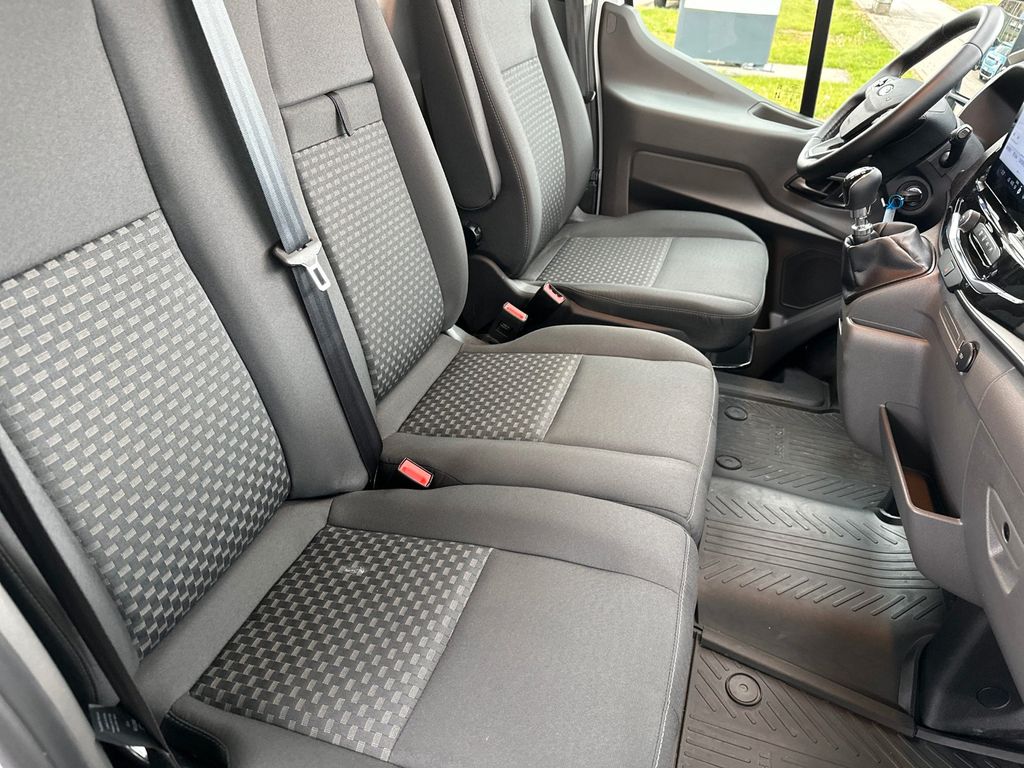 Ford Transit 2024