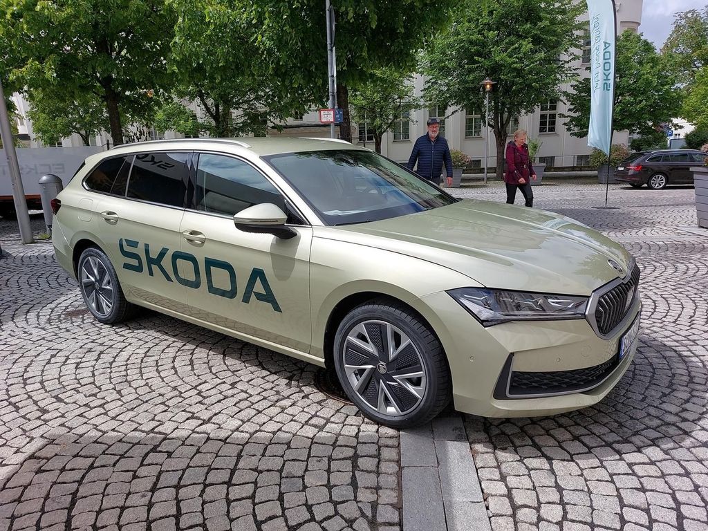 Skoda Superb 2024