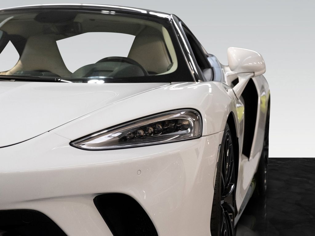 McLaren GT 2020