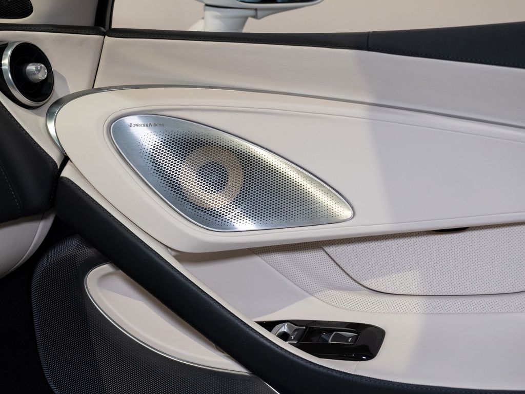 McLaren GT 2020