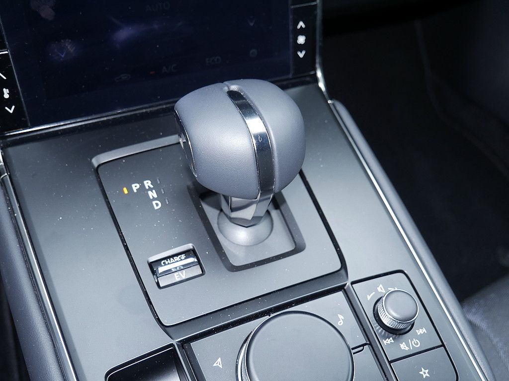 Mazda MX-30 2024