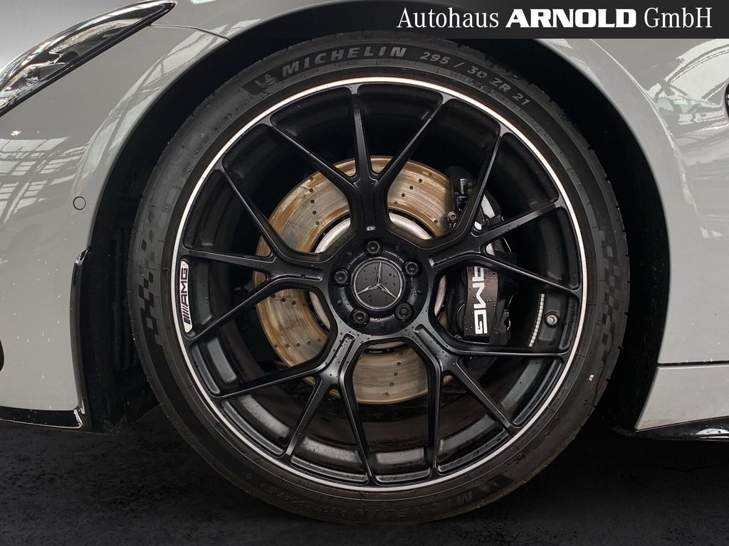 Mercedes-Benz AMG GT 2024