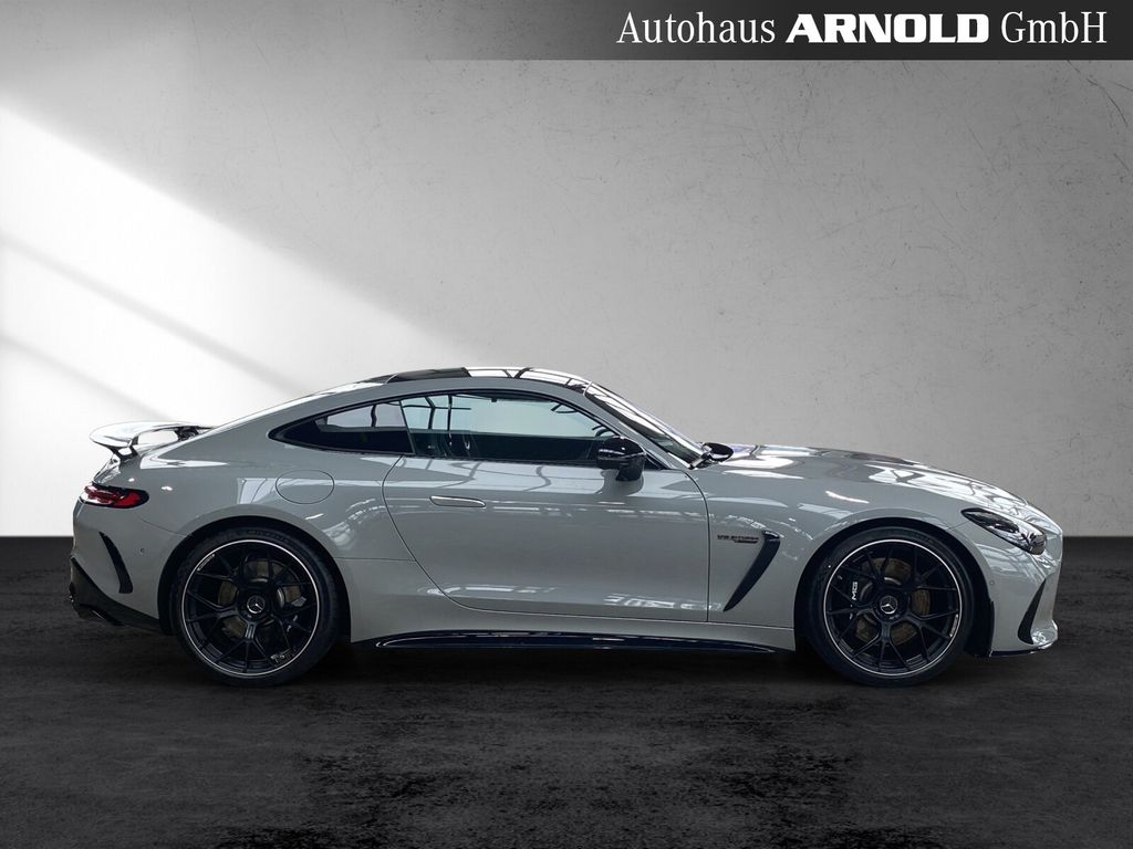 Mercedes-Benz AMG GT 2024