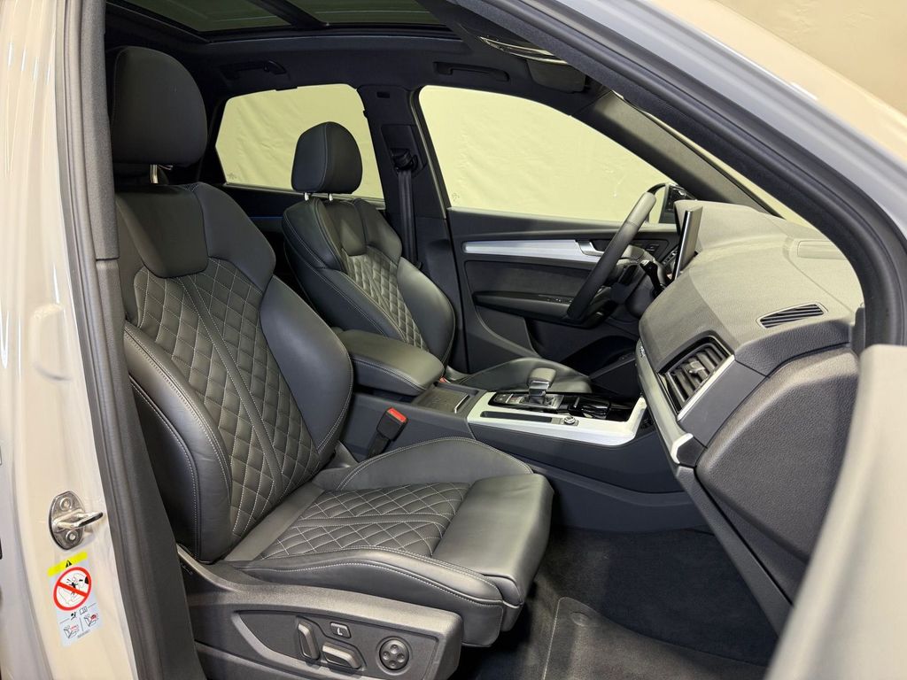 Audi SQ5 2024