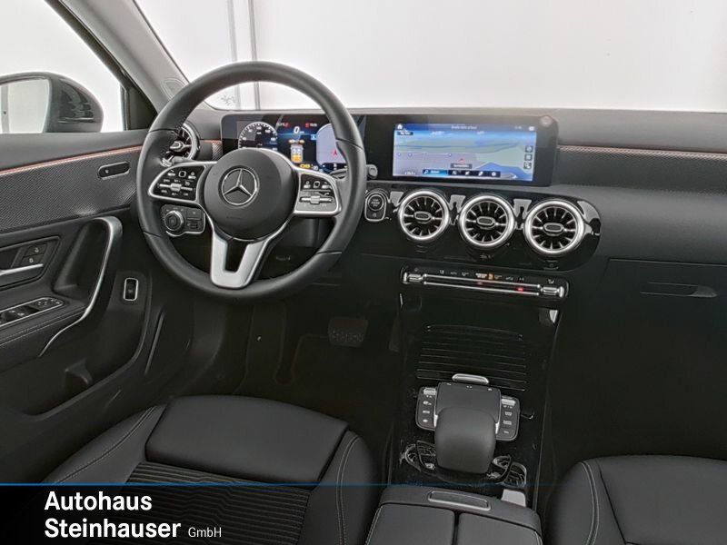 Mercedes-Benz A 220 2022
