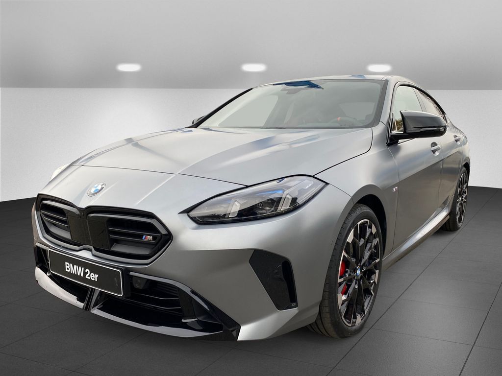 BMW M235 2025