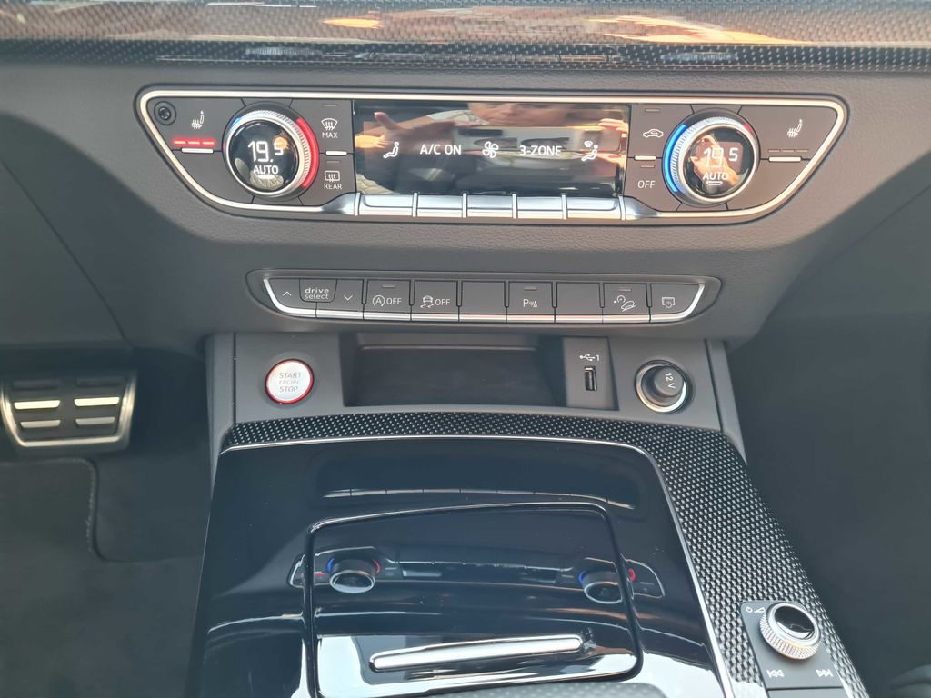 Audi SQ5 2023