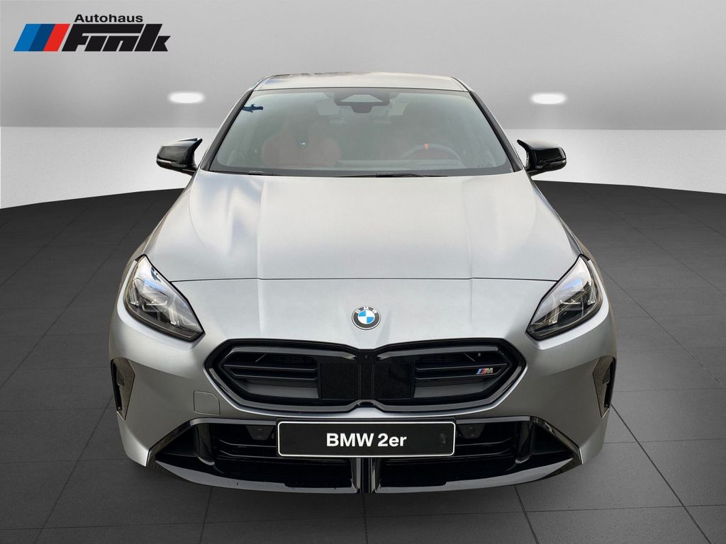 BMW M235 2025
