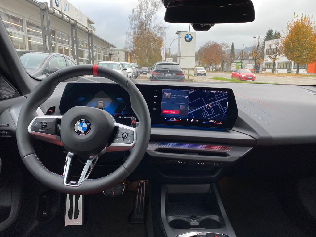 BMW M235 2025