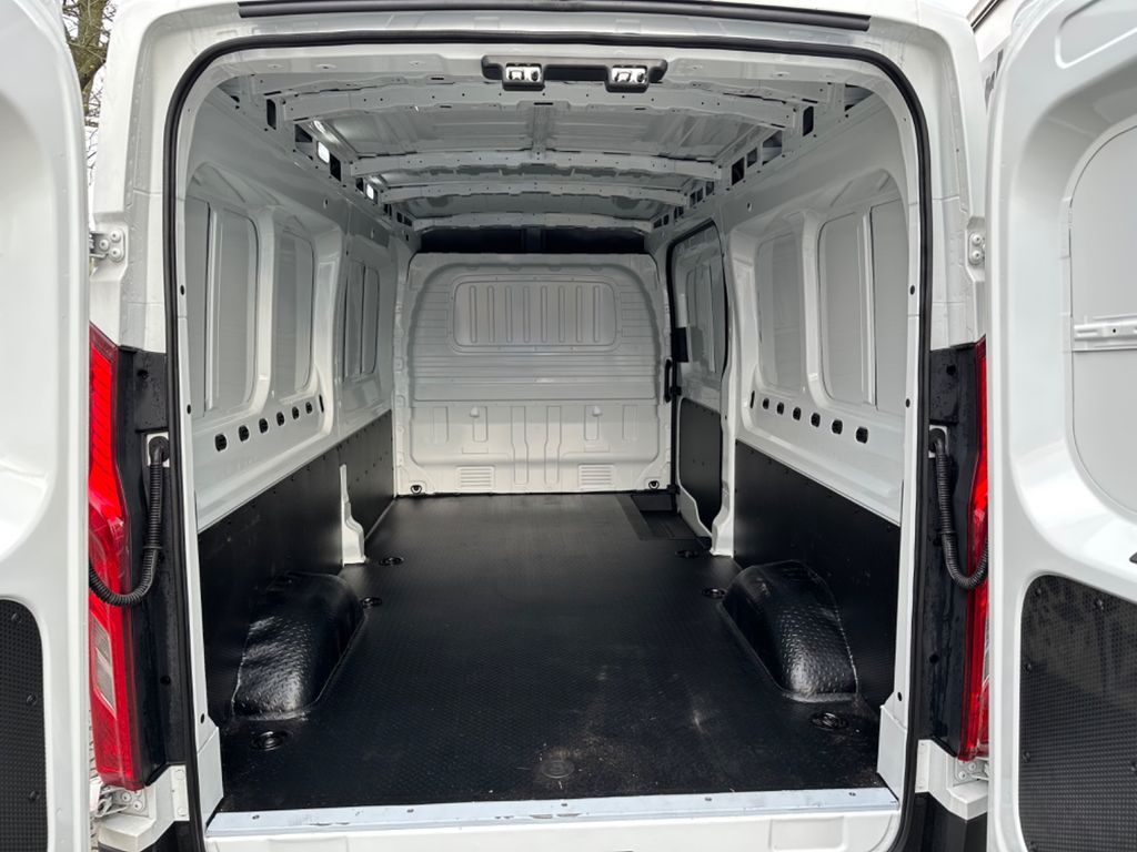 Maxus eDeliver 9 2022
