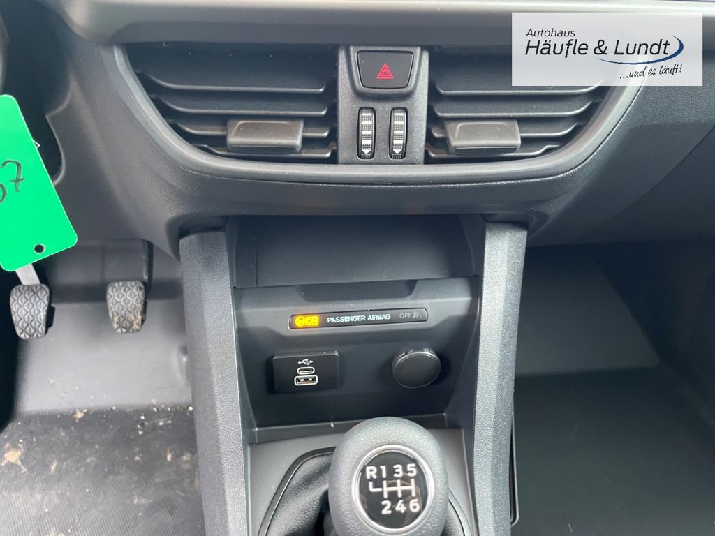 Ford Transit Courier 2025