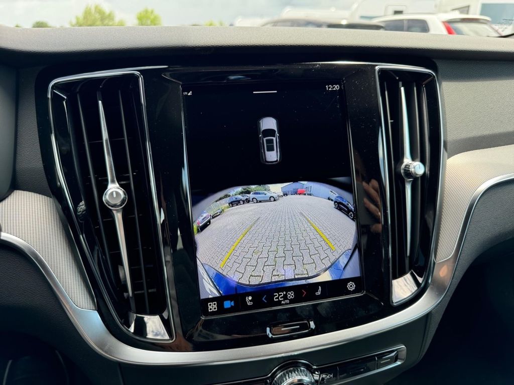 Volvo V60 2024